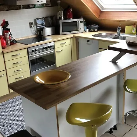 With 2 Bedrooms *